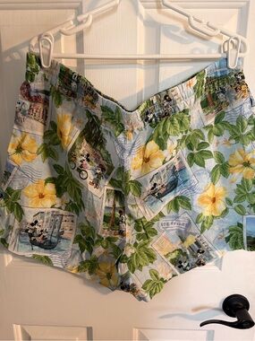 Disney Tommy Bahama Mickey Minnie Vacation Shorts & T-Shirt Set XL